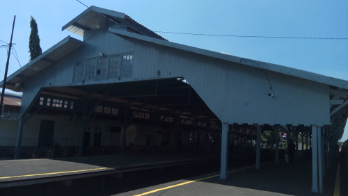 Babat Station