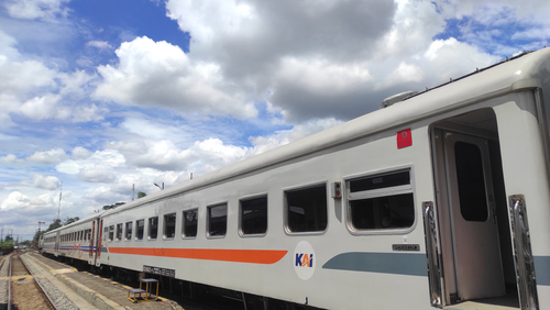 Kereta di Stasiun Rancaekek