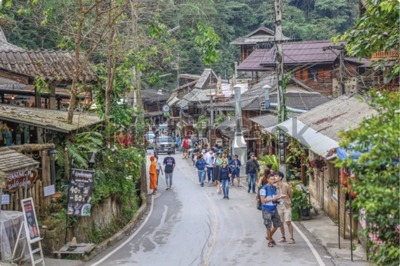 แนะนำที่แม่กำปอง