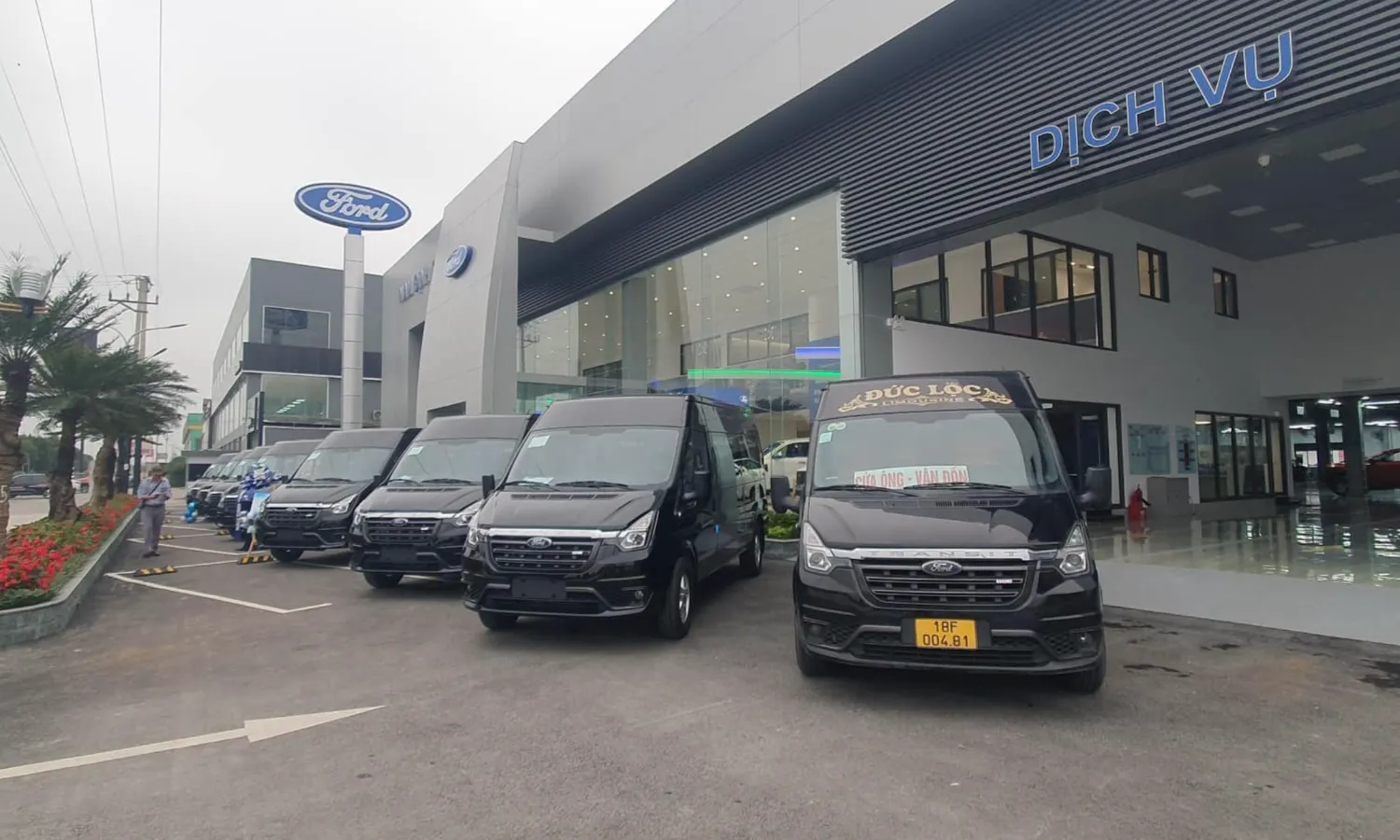 nhà xe Đức Lộc Limousine tuyến xe đi Nam Định